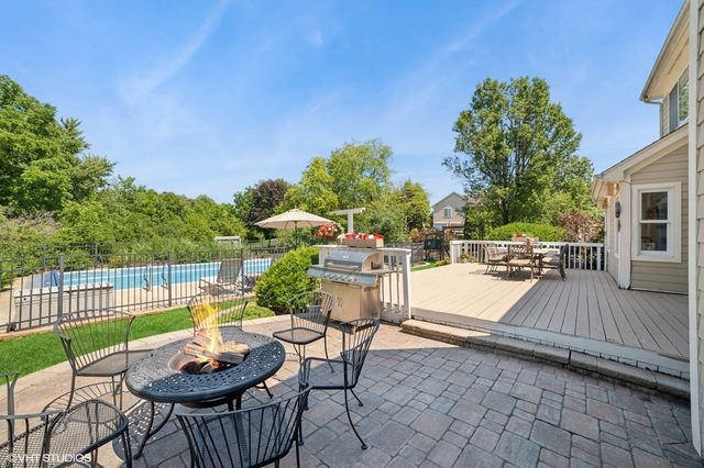 1354 Branden Court, Bartlett, IL 60103