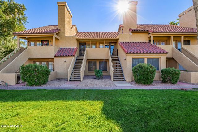 4901 S CALLE LOS CERROS Drive 202, Tempe, AZ 85282