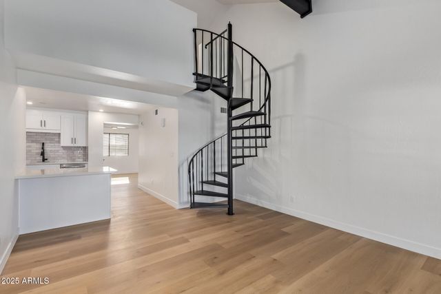 4901 S CALLE LOS CERROS Drive 202, Tempe, AZ 85282