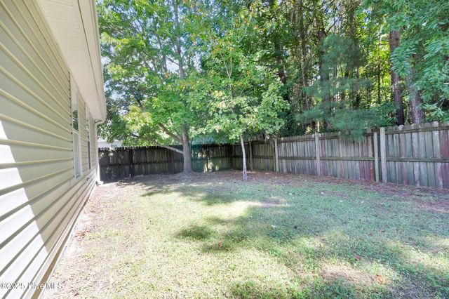 124 Crooked Run Drive, New Bern, NC 28560