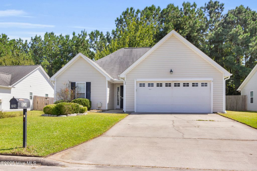 124 Crooked Run Drive, New Bern, NC 28560