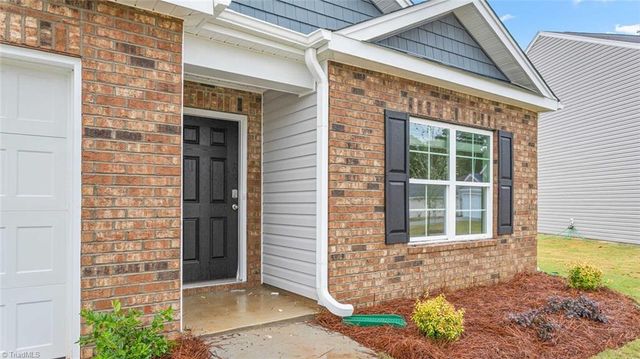 218 Prominent Drive, Lexington, NC 27292