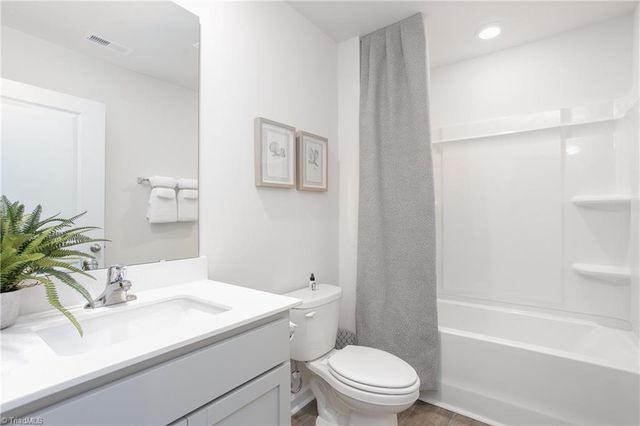 218 Prominent Drive, Lexington, NC 27292