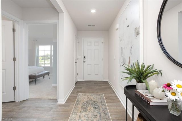 218 Prominent Drive, Lexington, NC 27292