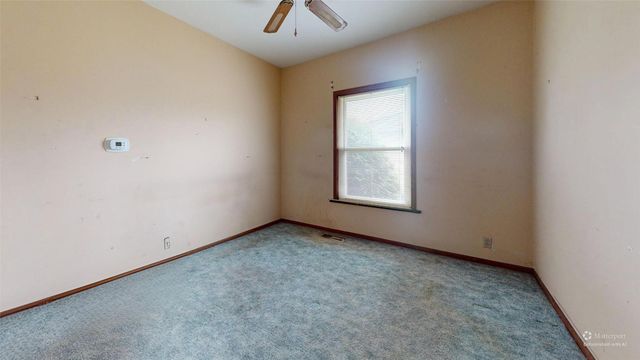 433 E Payton Avenue, Des Moines, IA 50315