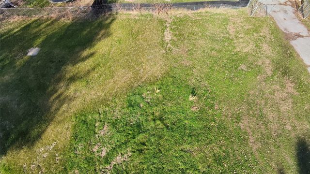 433 E Payton Avenue, Des Moines, IA 50315