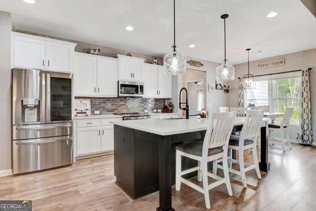 69 Al Roberts Road, Senoia, GA 30276