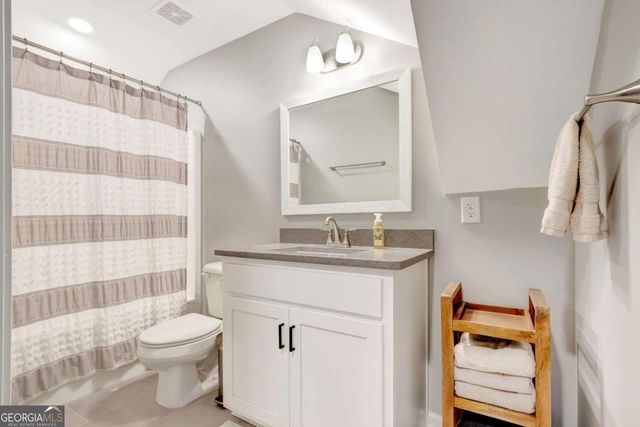 69 Al Roberts Road, Senoia, GA 30276