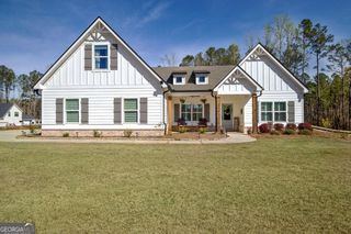 69 Al Roberts Road, Senoia, GA 30276