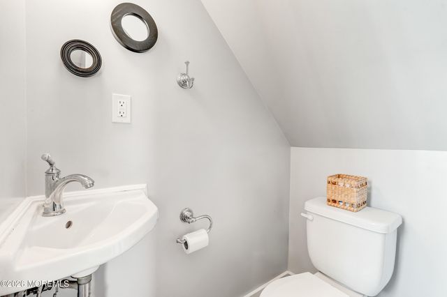 100 Mount Tabor Way, Ocean Grove, NJ 07756