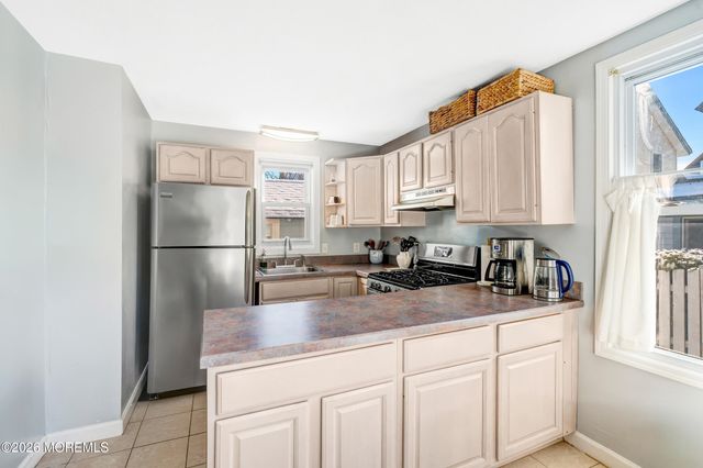 100 Mount Tabor Way, Ocean Grove, NJ 07756