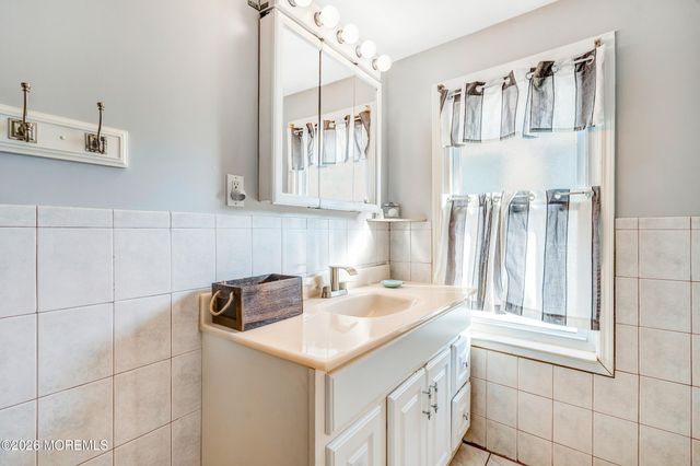 100 Mount Tabor Way, Ocean Grove, NJ 07756