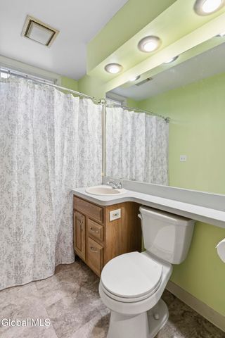 1054 Outer Drive, Rotterdam, NY 12303