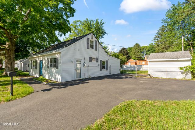 1054 Outer Drive, Rotterdam, NY 12303