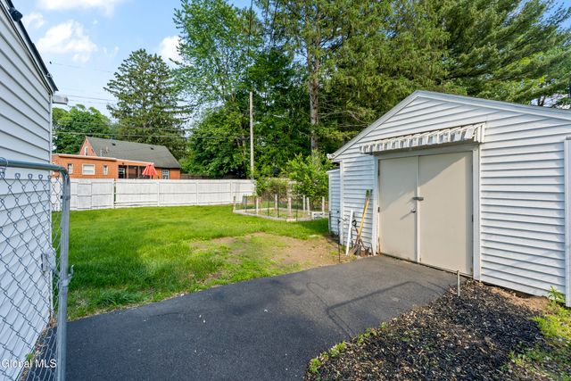 1054 Outer Drive, Rotterdam, NY 12303