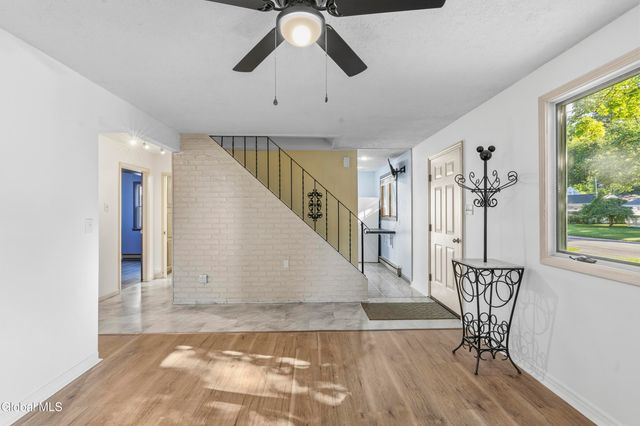 1054 Outer Drive, Rotterdam, NY 12303