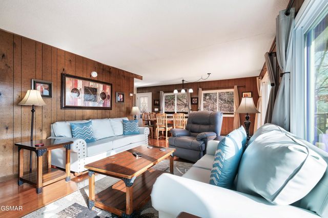 1480 Zurich Road, Gatlinburg, TN 37738