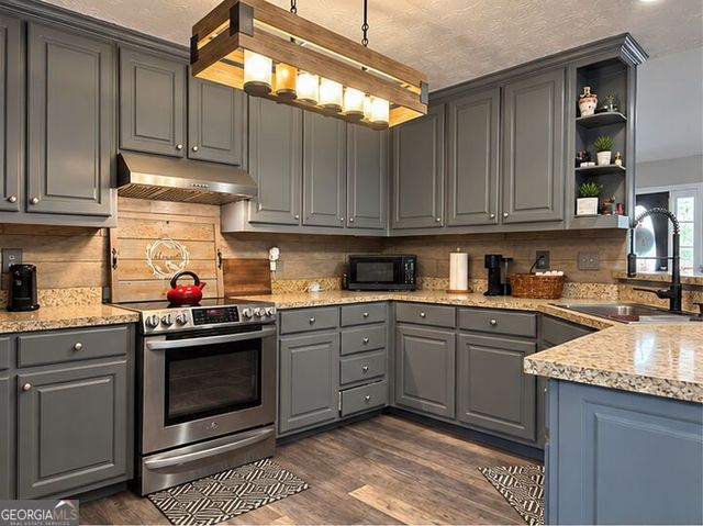 913 Century Oak Drive, Winder, GA 30680