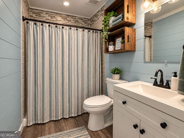 913 Century Oak Drive, Winder, GA 30680