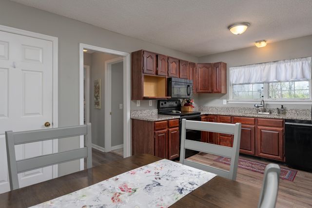 2305 Gale Lane, Chattanooga, TN 37421