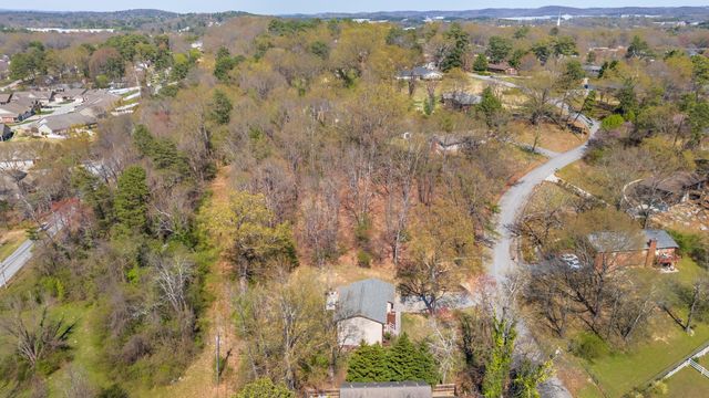 2305 Gale Lane, Chattanooga, TN 37421