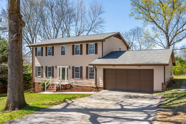 2305 Gale Lane, Chattanooga, TN 37421