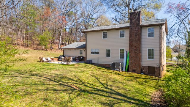 2305 Gale Lane, Chattanooga, TN 37421