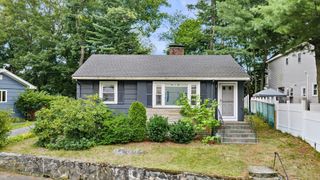 7 Edgehill Rd, Swampscott, MA 01907