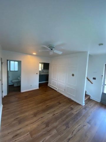 220 W Mosley Street, Ann Arbor, MI 48103