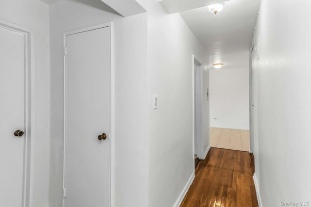 209-39 23rd Avenue 3F, Bayside, NY 11360