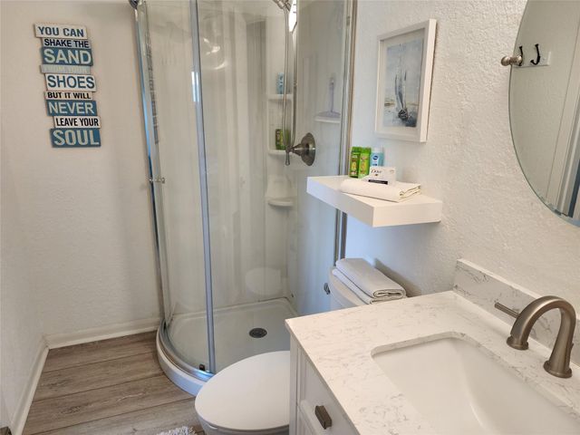 21 Tindel Street, Clear Lake Shores, TX 77565