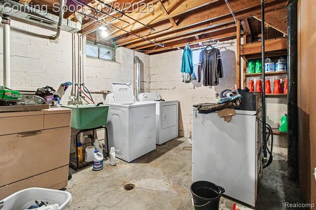17751 Ruth Street, Melvindale, MI 48122