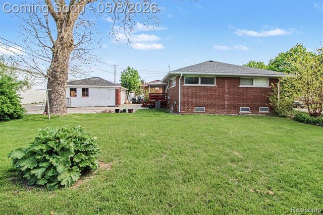 17751 Ruth Street, Melvindale, MI 48122