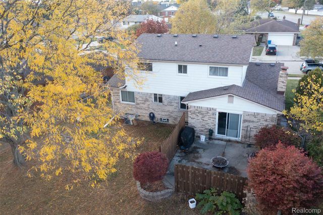 30988 Moroso Drive, Warren, MI 48088