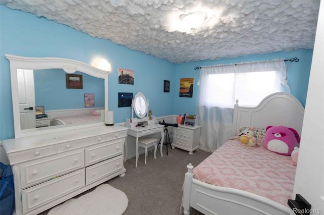 30988 Moroso Drive, Warren, MI 48088