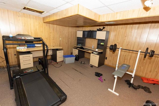 30988 Moroso Drive, Warren, MI 48088