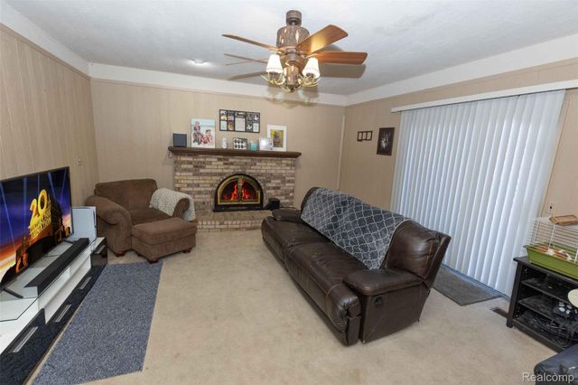 30988 Moroso Drive, Warren, MI 48088