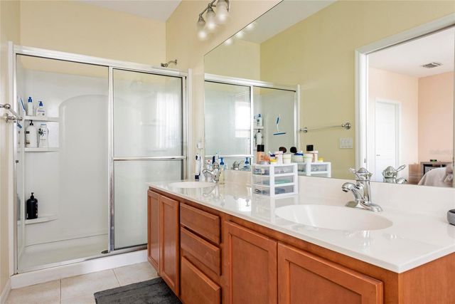 3860 82ND AVENUE CIRCLE E 101, Sarasota, FL 34243
