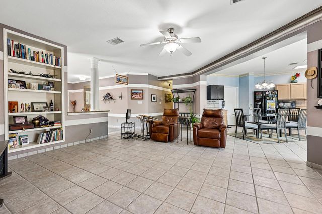 1008 Statler Bend DR, Pflugerville, TX 78660