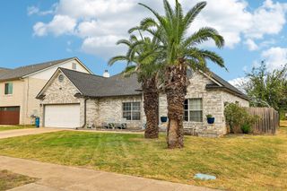 1008 Statler Bend DR, Pflugerville, TX 78660
