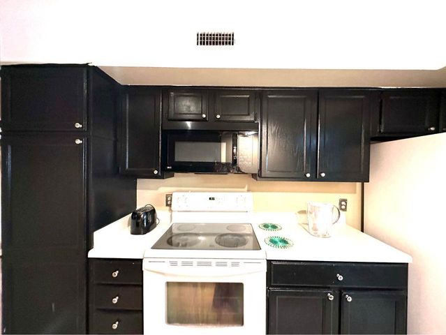 600 NW 4th Street 205, Oklahoma City, OK 73102