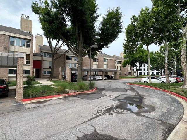 600 NW 4th Street 205, Oklahoma City, OK 73102