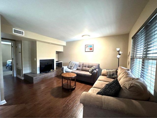 600 NW 4th Street 205, Oklahoma City, OK 73102