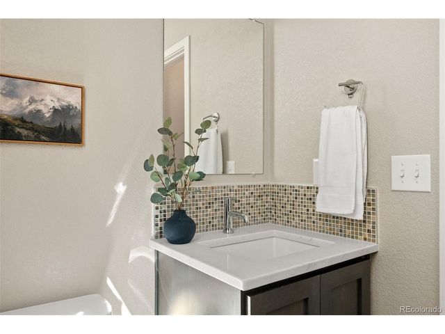 6753 Mariposa Ct, Denver, CO 80221