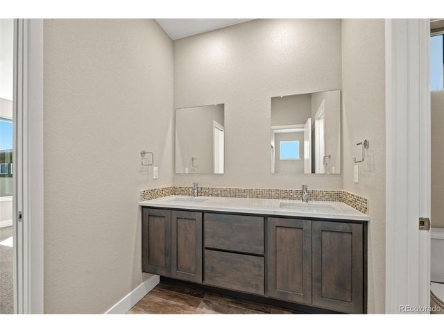 6753 Mariposa Ct, Denver, CO 80221