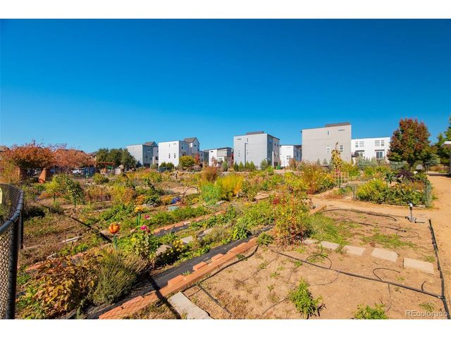 6753 Mariposa Ct, Denver, CO 80221