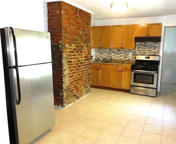 139 WOODBINE Street, New York City, NY 11221