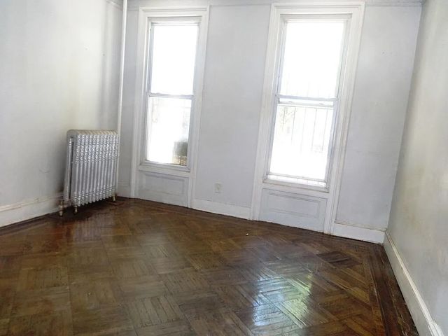 139 WOODBINE Street, New York City, NY 11221