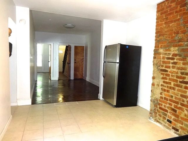 139 WOODBINE Street, New York City, NY 11221