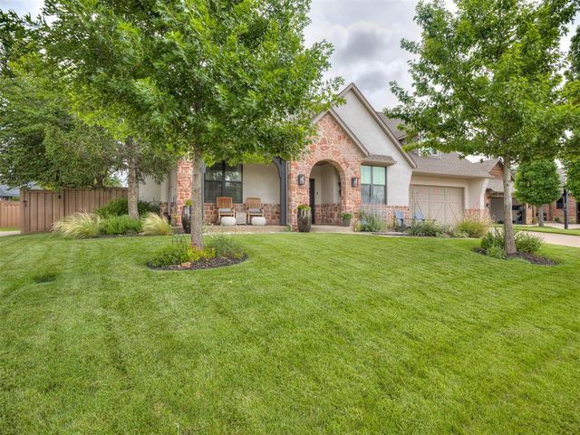 3209 Silvercliffe Court, Edmond, OK 73012